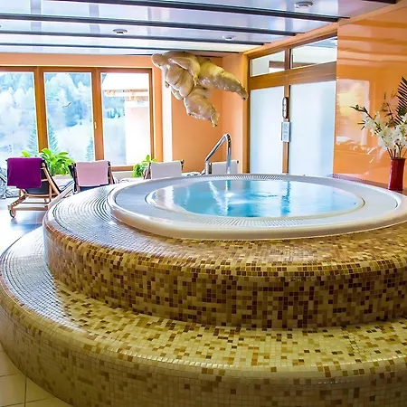 Modrin Wellness V Cene Pec pod Sněžkou